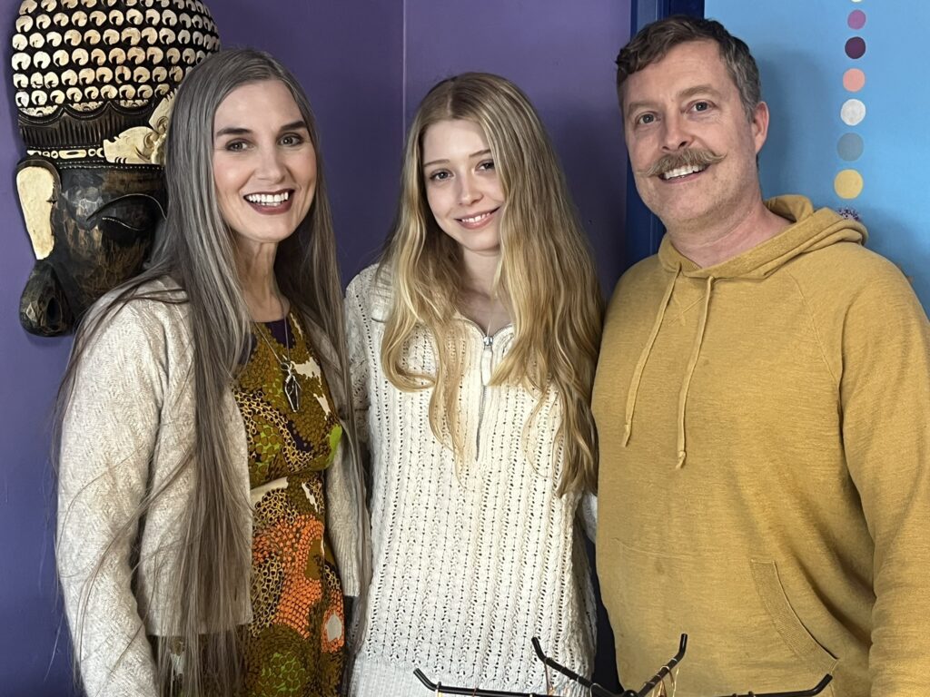 It's a Dilly Curiosity Shope